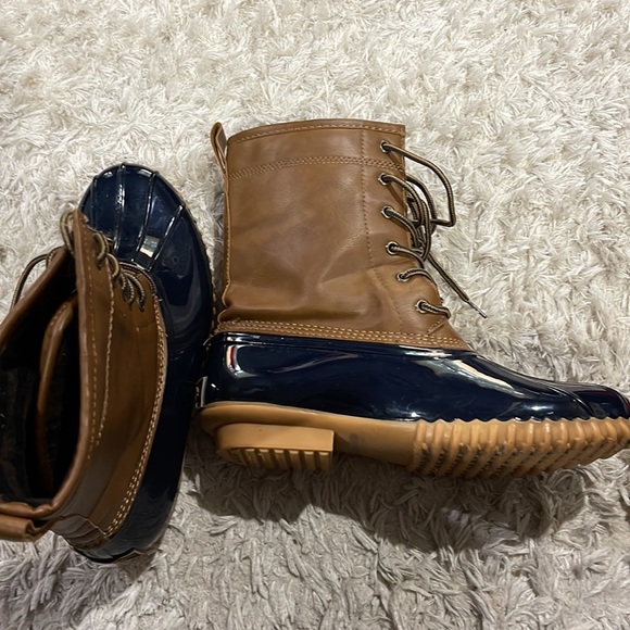 Duck Boot - Picture 6 of 6